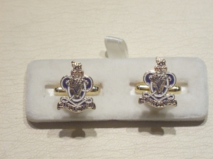 Queens Royal Hussars enamelled cufflinks - Click Image to Close